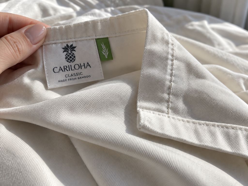 Label, fabric, and stitching on my Cariloha Classic sheets